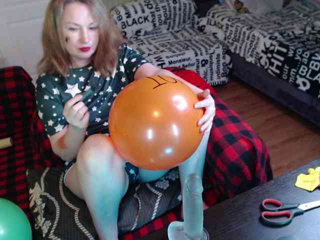 MeganIris webcam