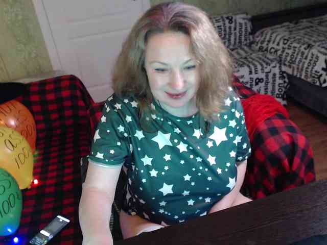 MeganIris webcam