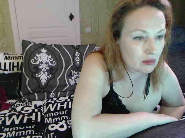 MeganIris webcam