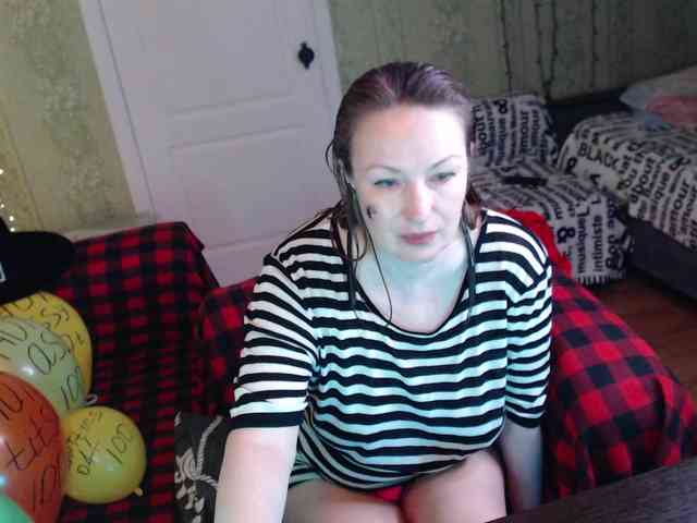 MeganIris webcam