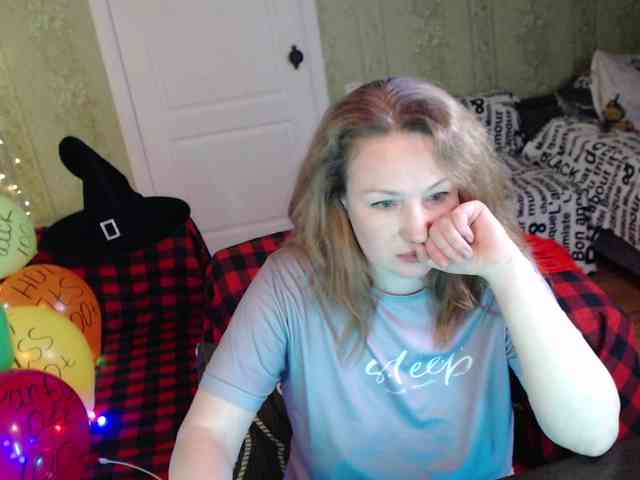 MeganIris webcam
