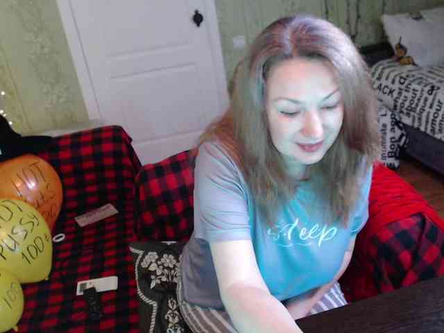 MeganIris webcam