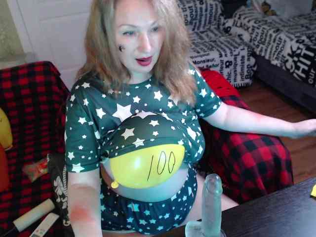 MeganIris webcam
