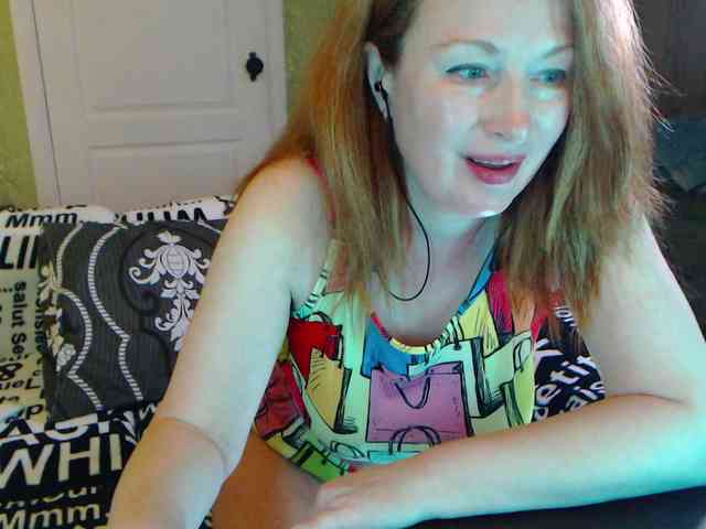 MeganIris webcam