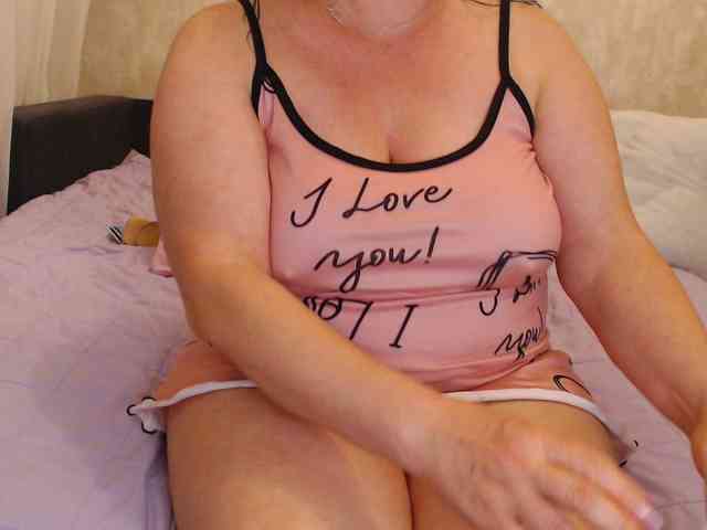 unshavenVi webcam