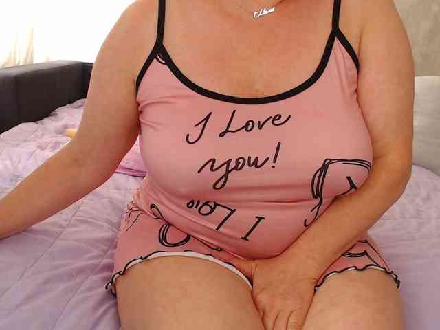 unshavenVi webcam