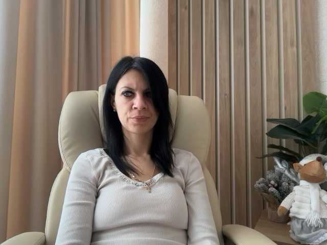 InjaAtHome Live Cam on BongaCams