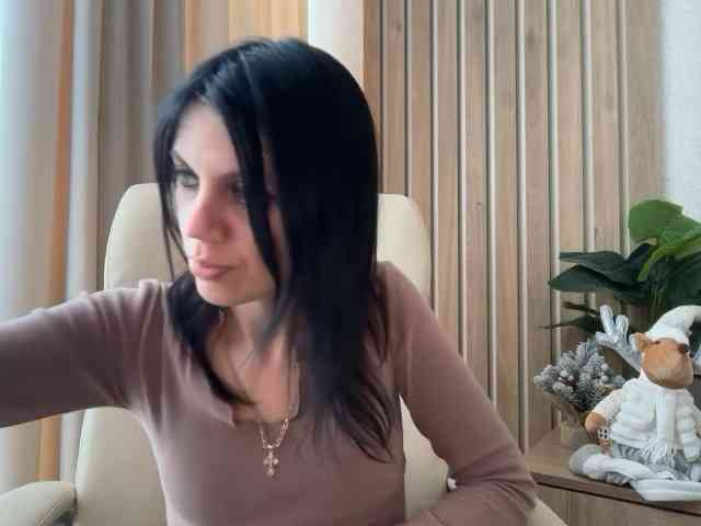 chat cam room InjaAtHome