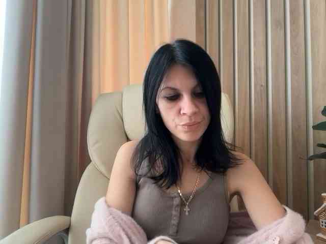 InjaAtHome Live Webcam on BongaCams