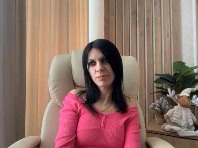 InjaAtHome Live Webcam on BongaCams