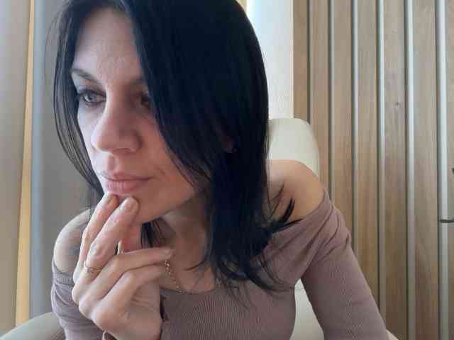 InjaAtHome bongacams