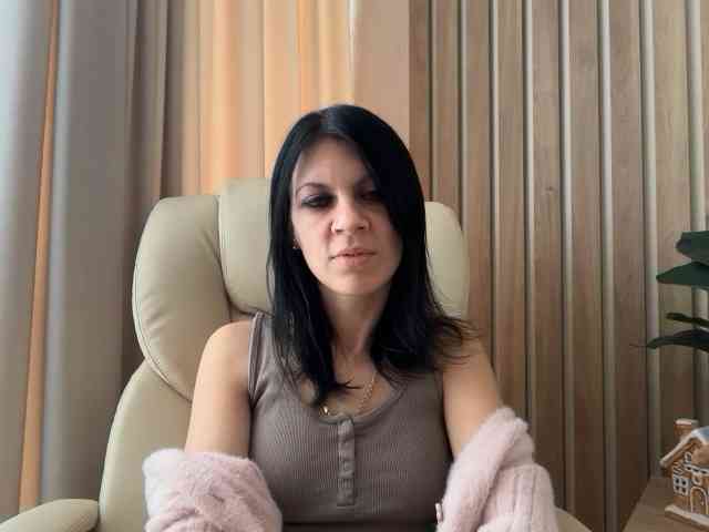 InjaAtHome Live Webcam on BongaCams