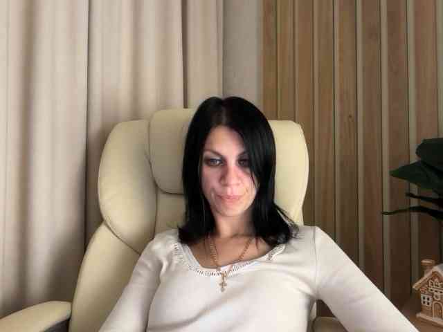 InjaAtHome bongacams