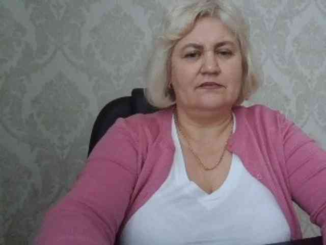 AngelaFamez Live Webcam on BongaCams