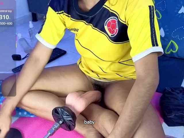 Kloe-Lopez webcam