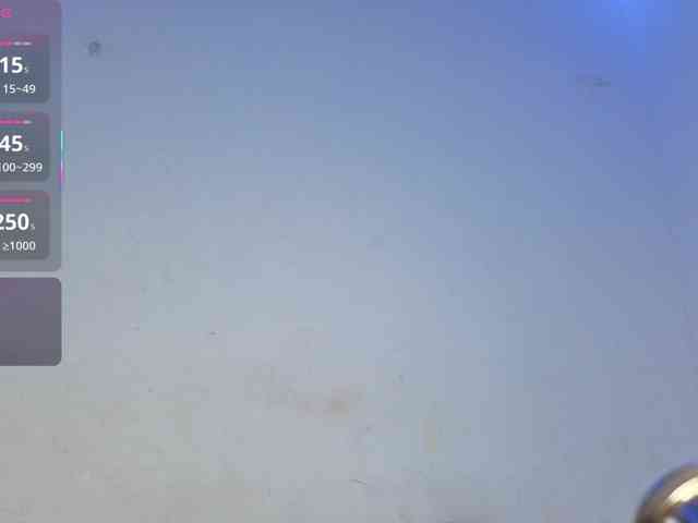 Kloe-Lopez webcam