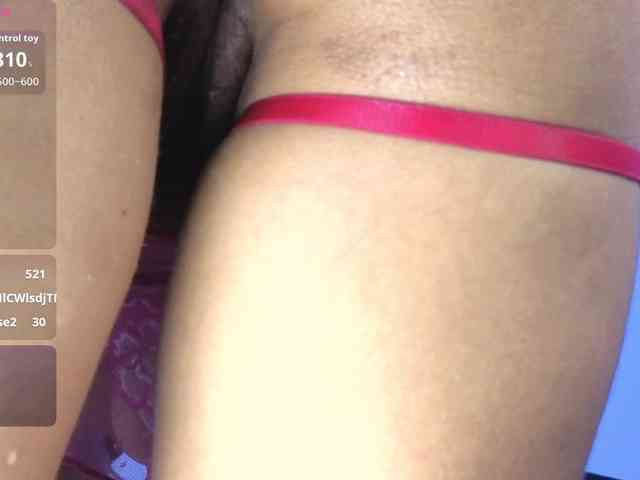 Kloe-Lopez webcam