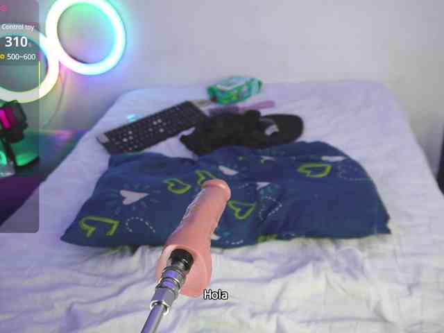 Kloe-Lopez webcam