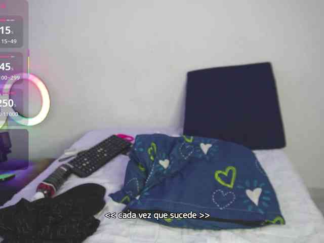 Kloe-Lopez webcam