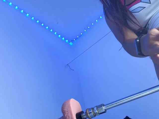 Kloe-Lopez Kloe-Lopez