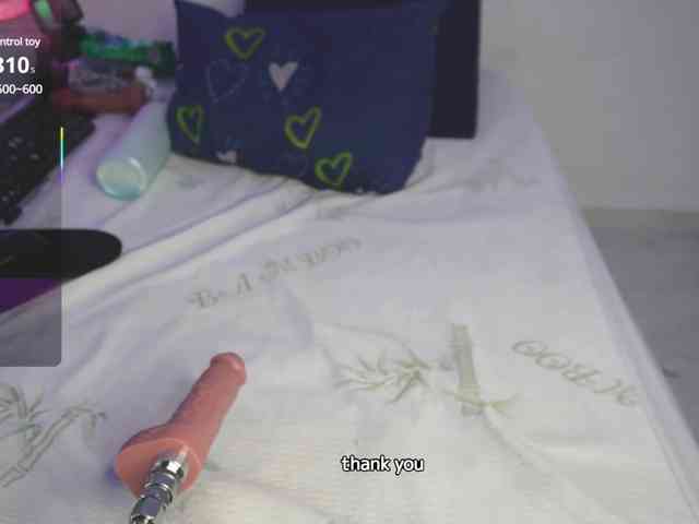 Kloe-Lopez webcam