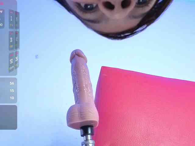 Kloe-Lopez webcam