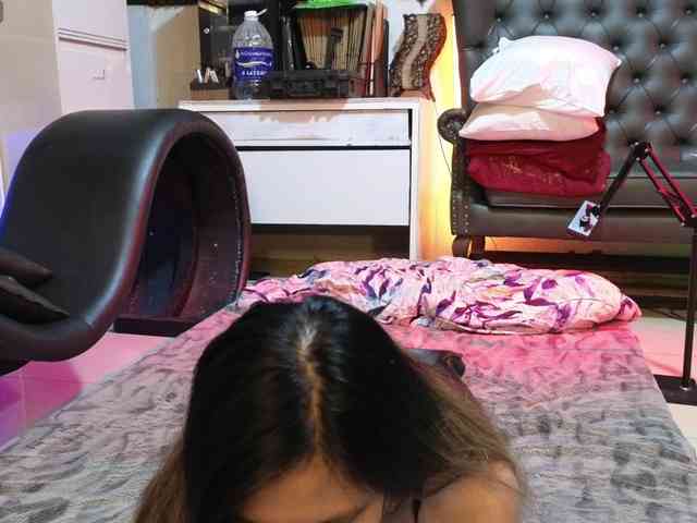 angelinasia webcam