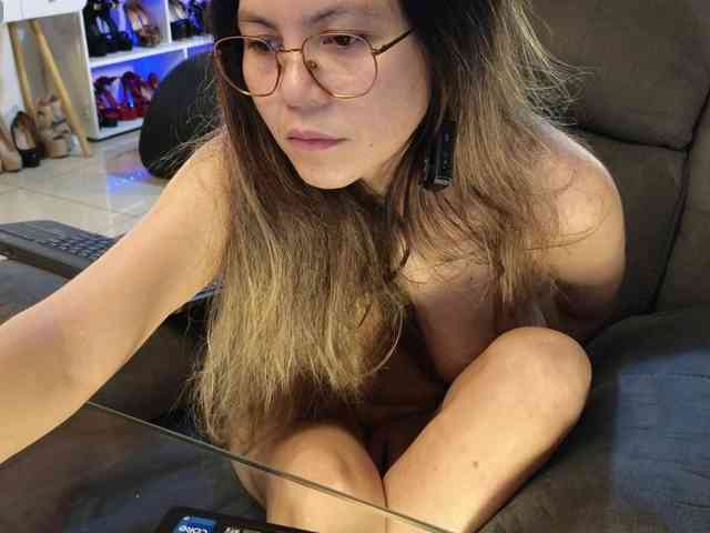 angelinasia webcam