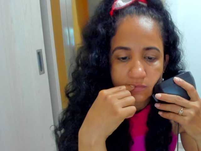 AlaskaMiller's BongaCams show and profile