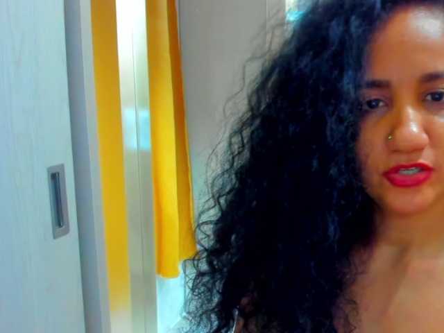 AlaskaMiller's BongaCams show and profile