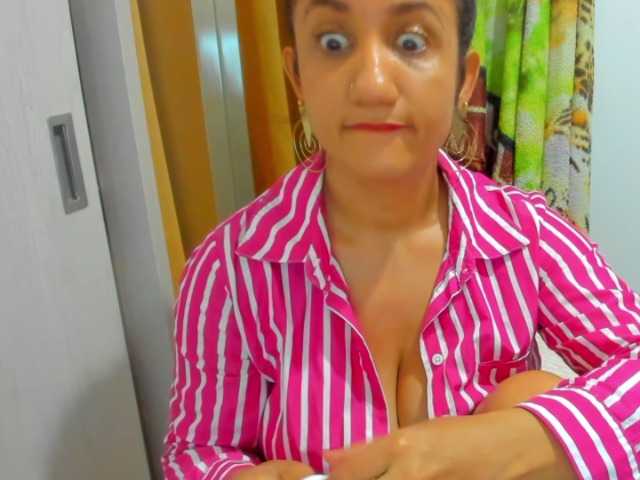 AlaskaMiller's BongaCams show and profile