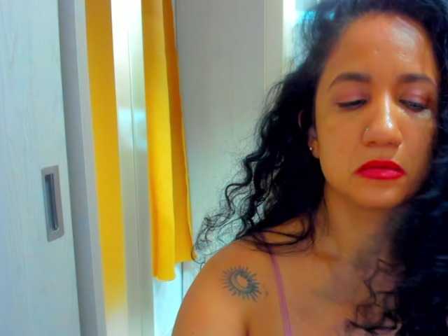 AlaskaMiller's BongaCams show and profile