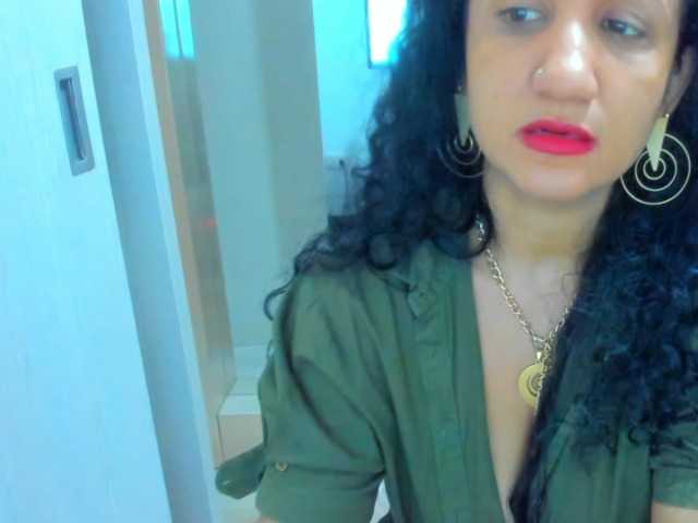 AlaskaMiller's BongaCams show and profile