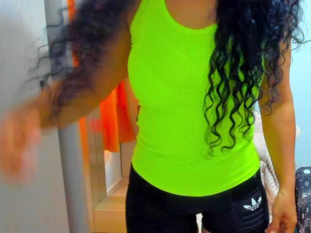 AlaskaMiller live cam profile