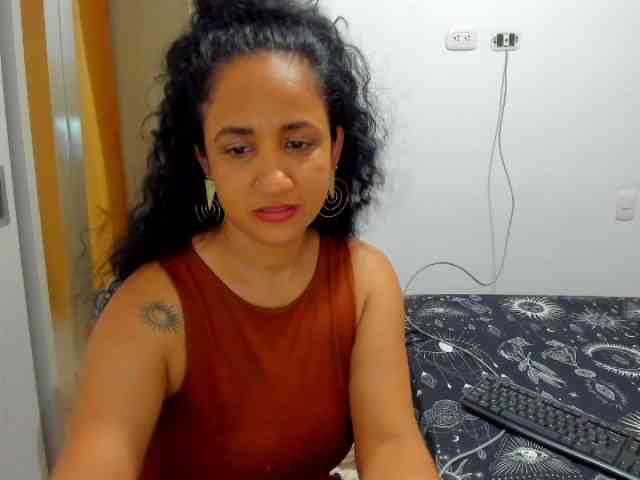 AlaskaMiller Live Webcam on BongaCams