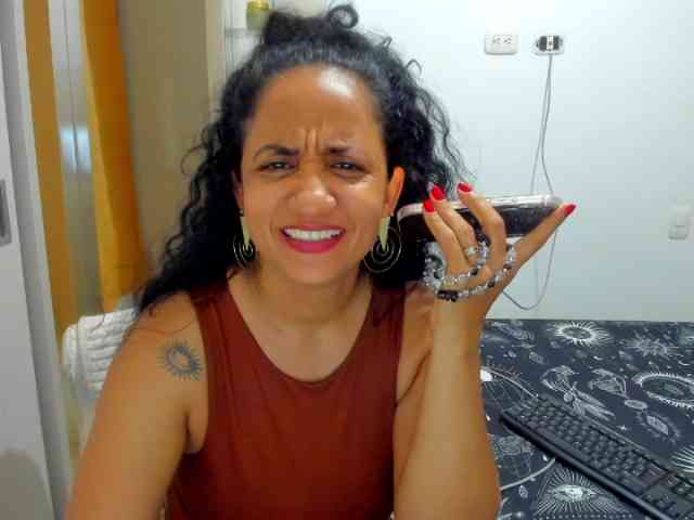 AlaskaMiller Live Webcam on BongaCams