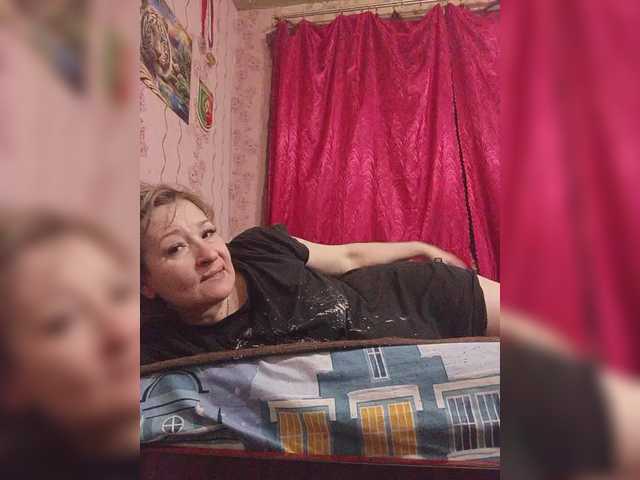 Andrei2409199's BongaCams show and profile