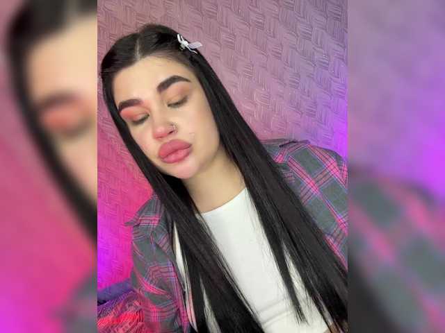 suchka-black-'s BongaCams show and profile