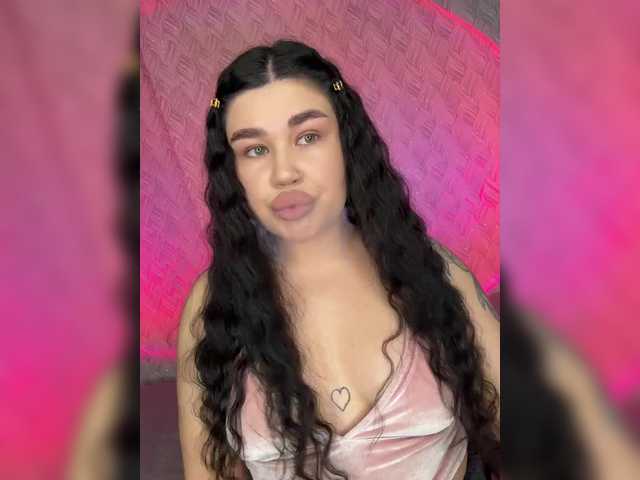 suchka-black-'s BongaCams show and profile