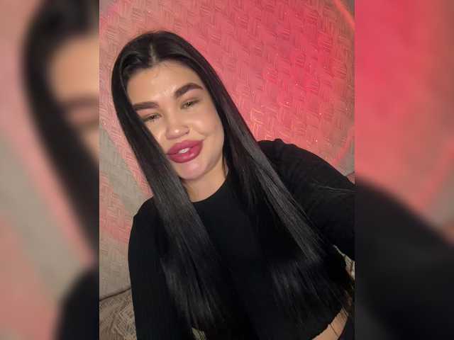 suchka-black-'s BongaCams show and profile