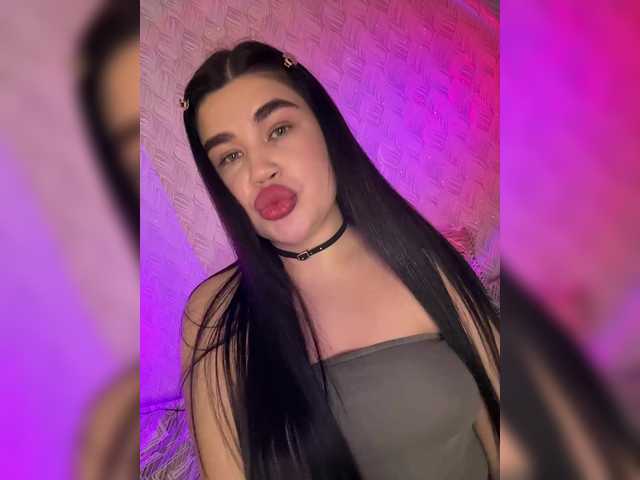 suchka-black-'s BongaCams show and profile