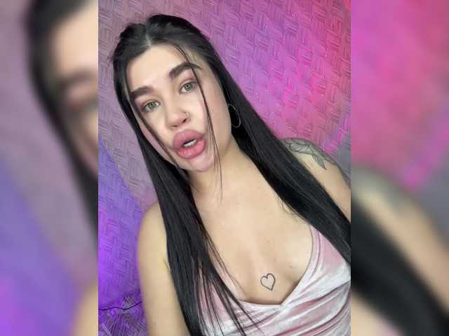 suchka-black-'s BongaCams show and profile