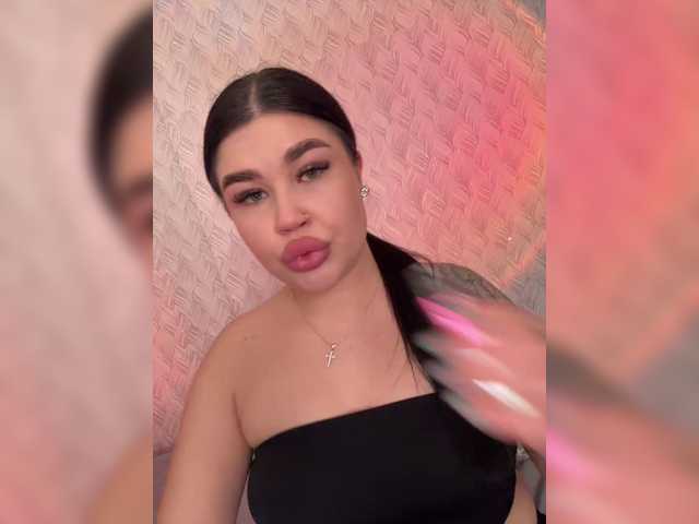 suchka-black-'s BongaCams show and profile