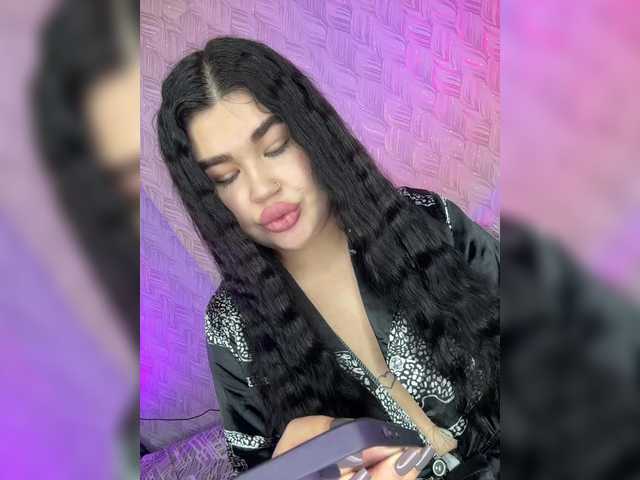 suchka-black-'s BongaCams show and profile