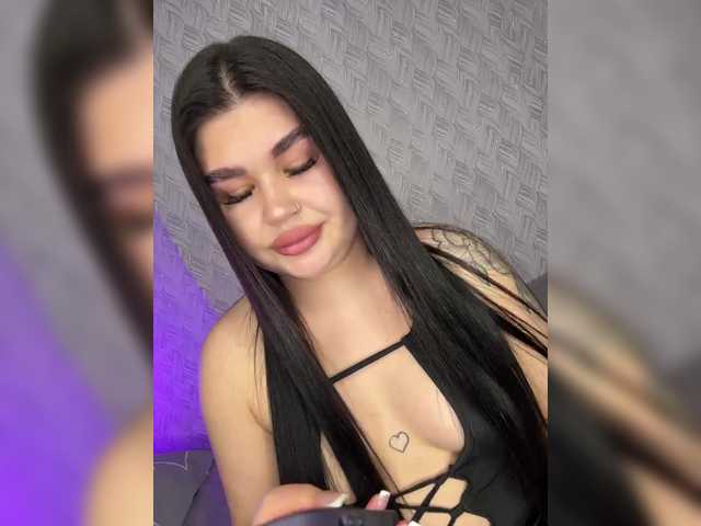 suchka-black-'s BongaCams show and profile