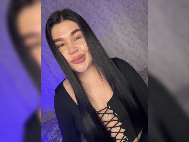 suchka-black-'s BongaCams show and profile