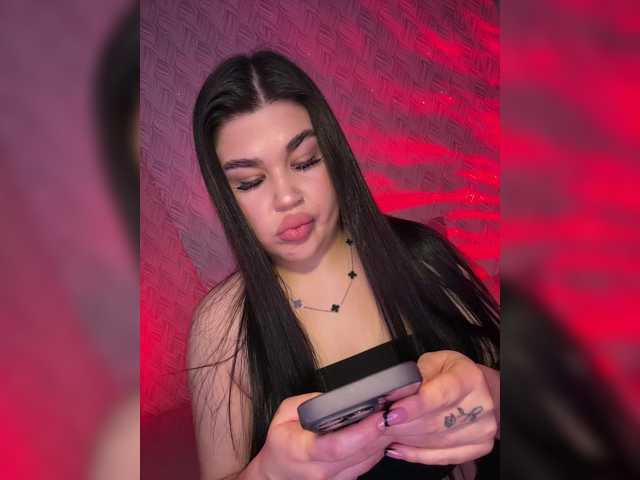 suchka-black-'s BongaCams show and profile