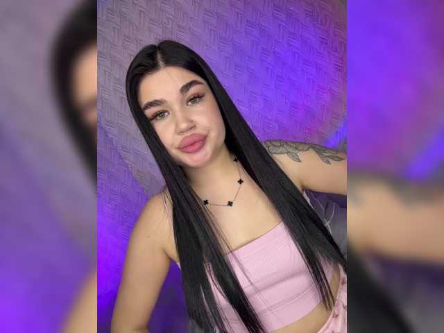 suchka-black-'s BongaCams show and profile