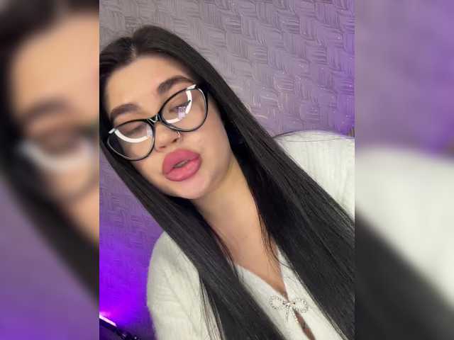 suchka-black-'s BongaCams show and profile