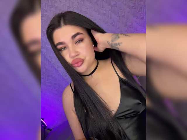 suchka-black-'s BongaCams show and profile